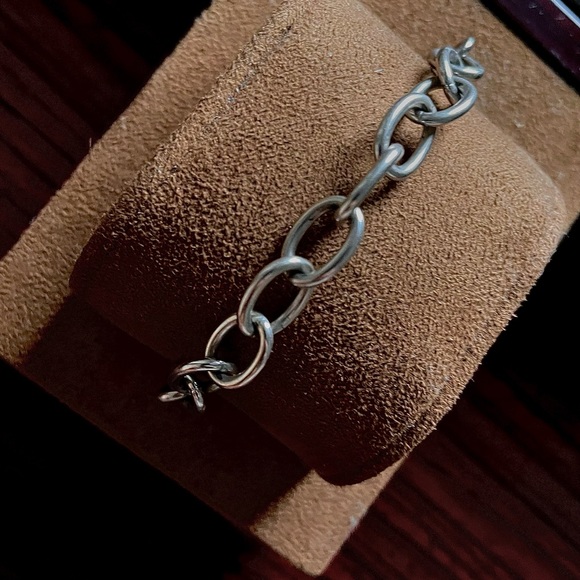 Swarovski sterling silver charm bracelet with crystal swan. - Picture 2 of 3